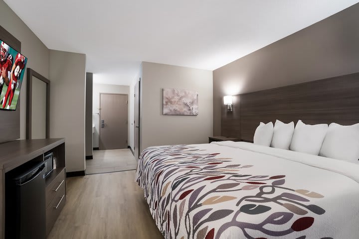 Super 8 by Wyndham Marston - photo 14