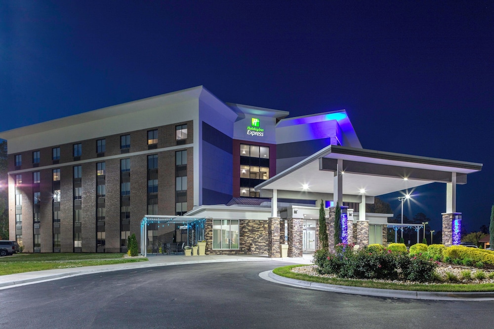 Holiday Inn Express Rocky Mount Sports Center by IHG - photo 88