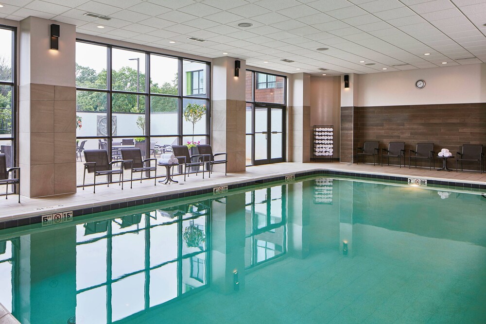 Courtyard by Marriott Minneapolis West - photo 19