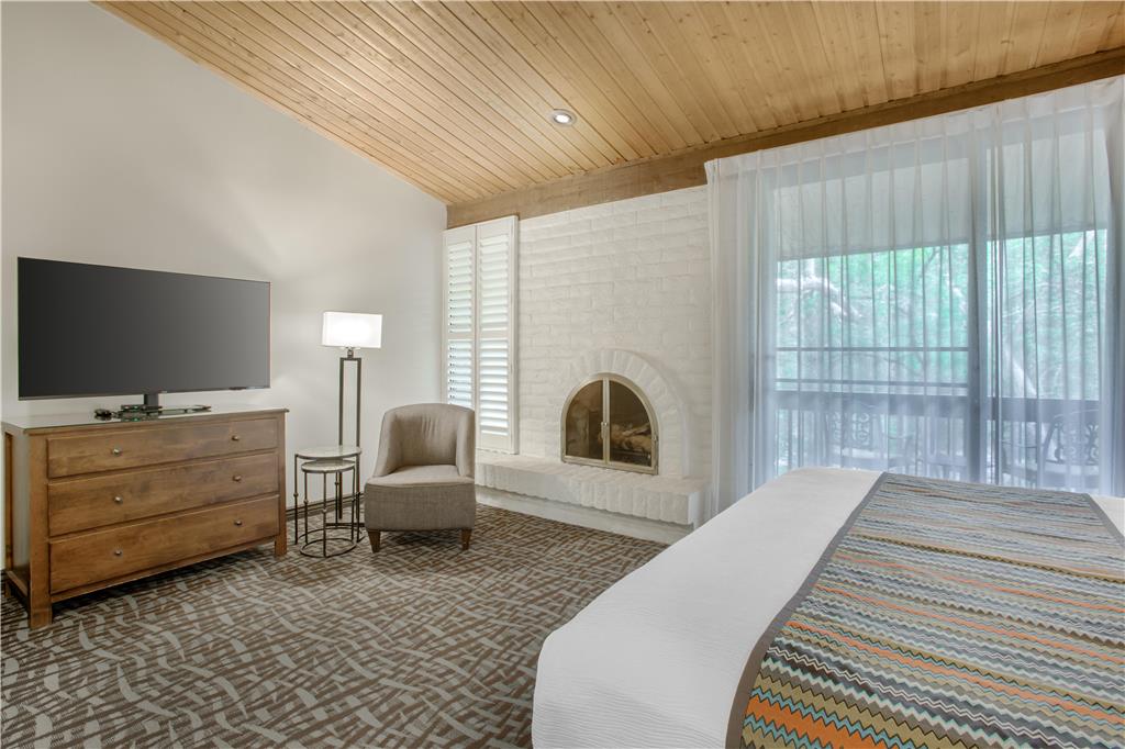 Best Western Plus Arroyo Roble Hotel & Creekside Villas - photo 42