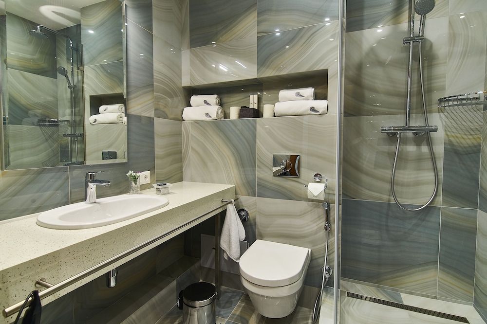 Light Hotel - carbon neutral hotel in Dnipro