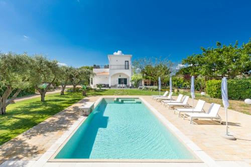 Villa Cometa by Perle di Puglia — 4-Star Luxury Hotel in Francavilla Fontana, Italy