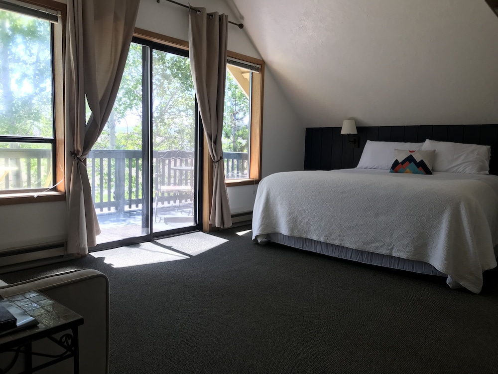 Left Coast Lodge - photo 24