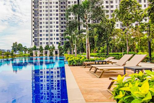 Luxury Pool at M Luna by HCK — 4-Star Luxury Hotel in Kuala Lumpur, Malaysia