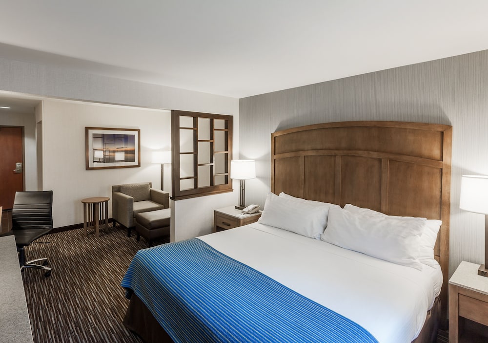 Holiday Inn Express & Suites Carpinteria by IHG - photo 9