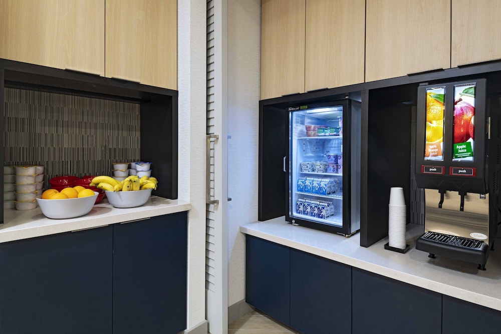 TownePlace Suites by Marriott Brentwood - photo 22