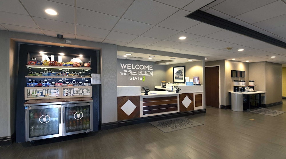 Hampton Inn Ridgefield Park - photo 11