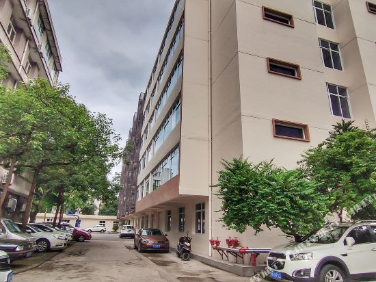 Shanghemei Hotel Neijiang Road in Neijiang, People's Republic of China