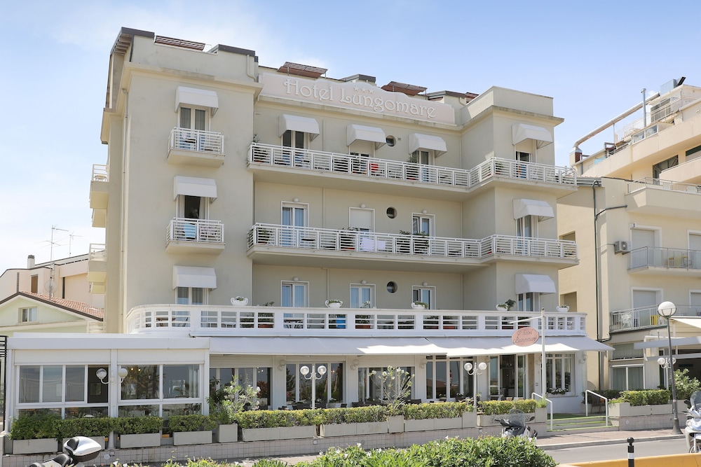 Hotel Lungomare Cattolica in Cattolica, Italy