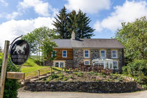 Maes y Gwaelod — 4-Star Luxury Hotel in Swansea, United Kingdom