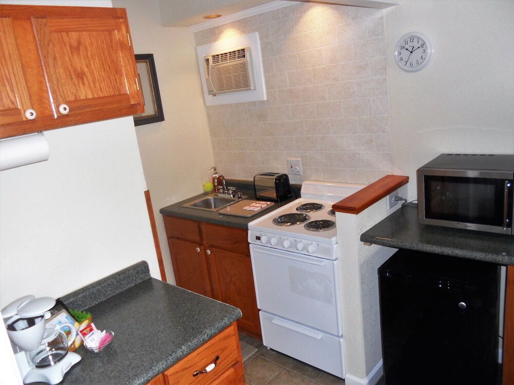 Travelier Motel - photo 23