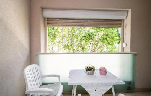 1 Bedroom Cozy Apartment In Dubrovnik