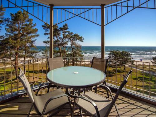 Strandvillen Binz 1 Raum Ferienwohnung mit Meerblick und Balkon SV 763 — 4-Star Luxury Hotel in Ostseebad Binz, Germany