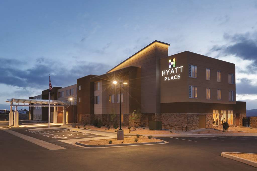 Hyatt Place Page Lake Powell - photo 2