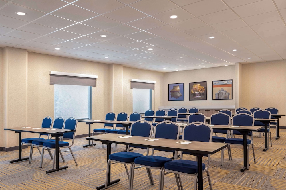 Home2 Suites By Hilton Jonesboro - photo 48