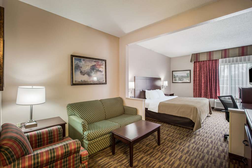 Quality Inn & Suites Lawrence University Area - photo 22