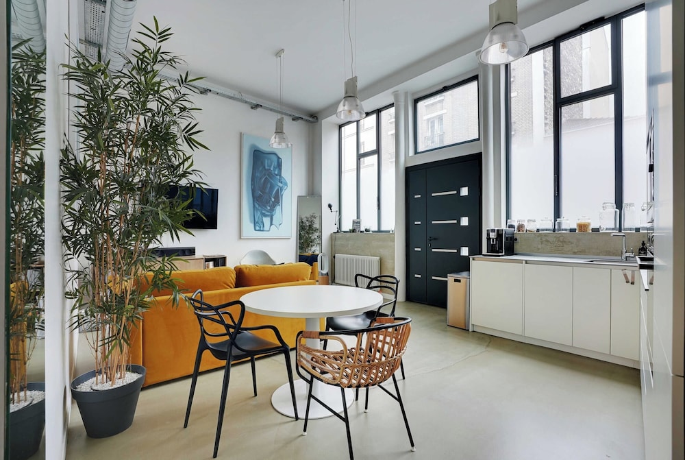 Duplex Loft Montmartre 18th — 4-Star Luxury Hotel in Paris, France