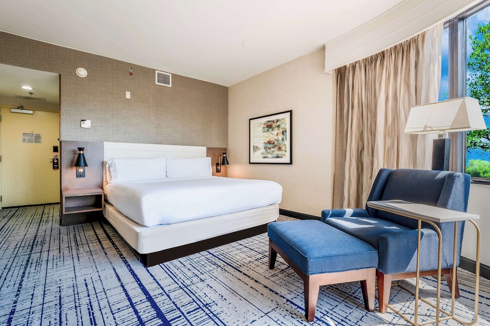 DoubleTree by Hilton South Charlotte Tyvola - photo 11