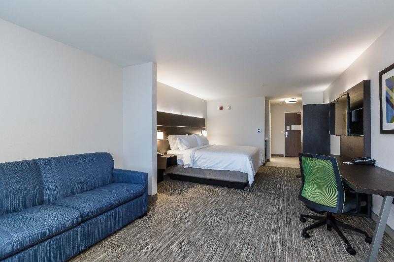 Holiday Inn Express Suites South Bend Casino IHG - photo 33