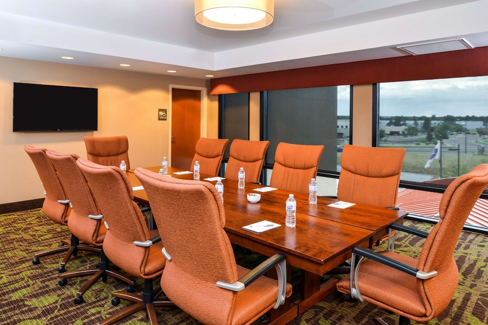 Hampton Inn & Suites Boulder North - photo 43