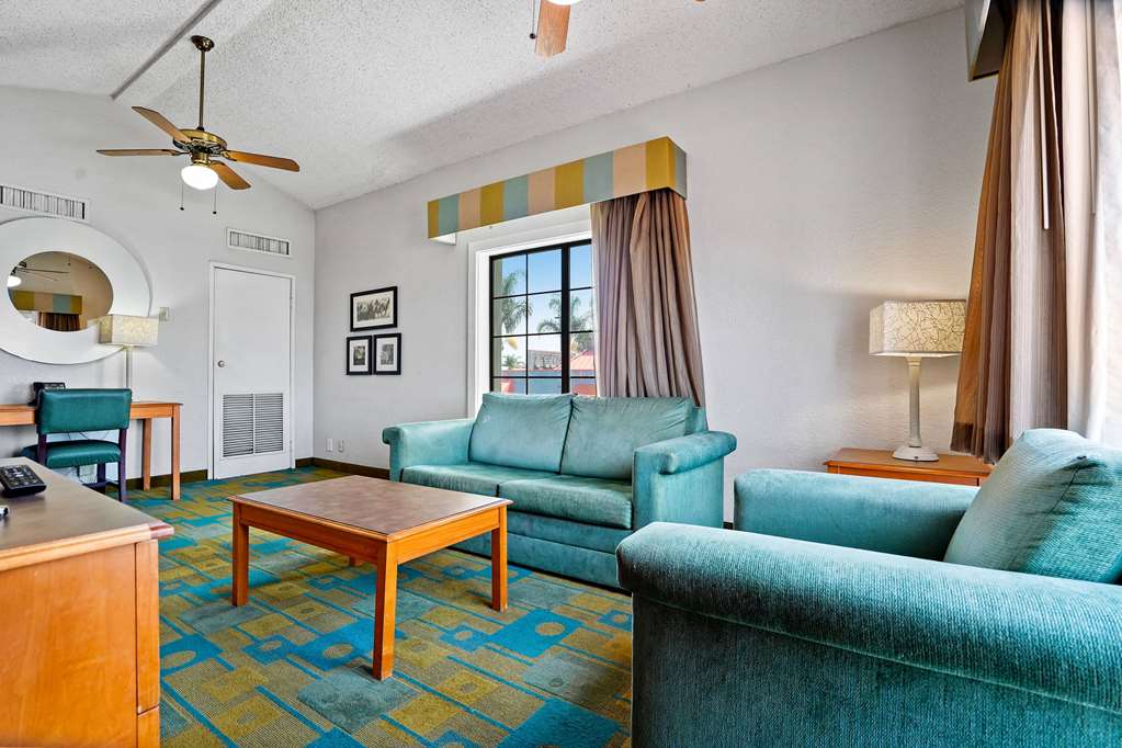 La Quinta Inn by Wyndham Costa Mesa Newport Beach - photo 6