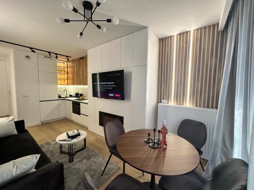 Aurum Apartamenty Krynica Zdrój ul Cicha 16 12A1 Bezpłatny parking — 4-Star Luxury Hotel in Krynica-Zdroj, Poland