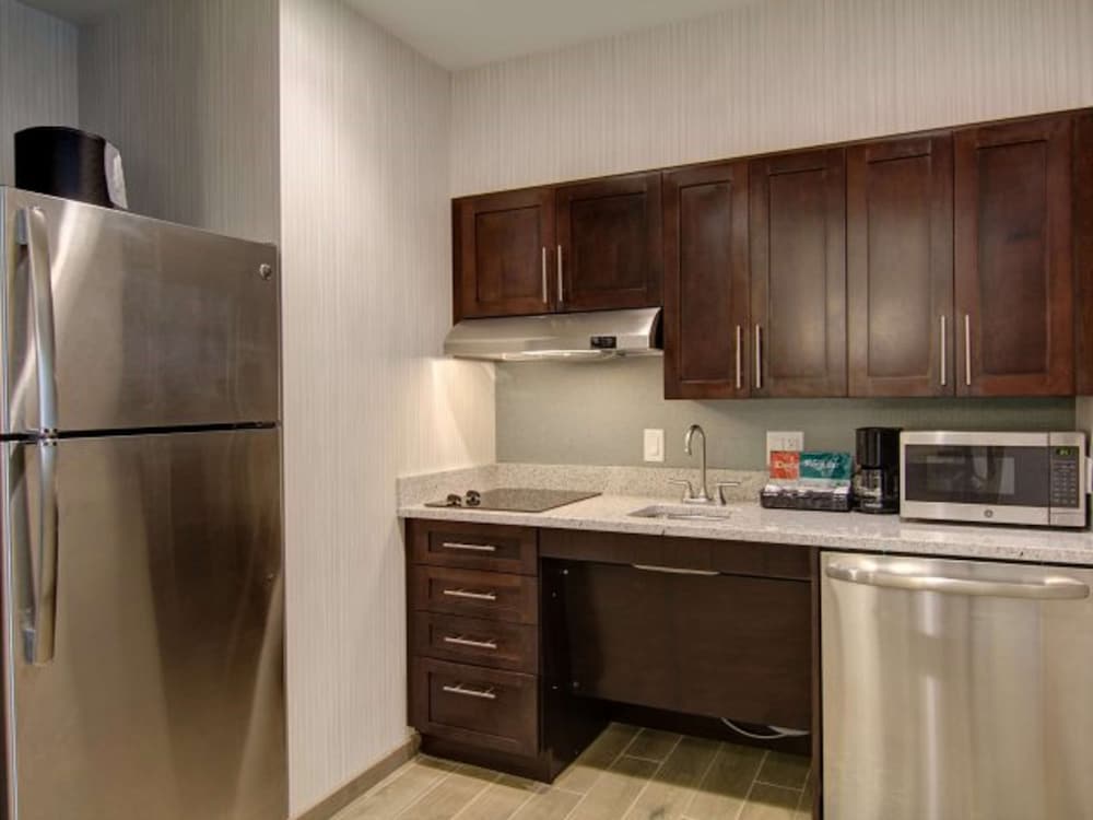 Homewood Suites by Hilton Clifton Park - photo 17