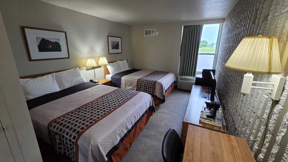 Smartwood Inn - photo 25