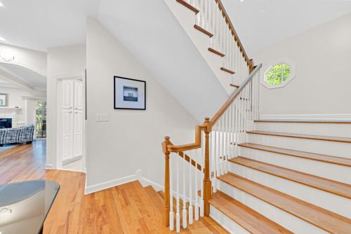 2109 Royal Pine Drive in Seabrook Island, United States