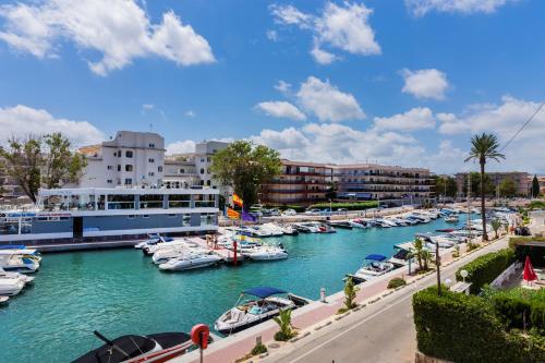 Marina Beach Apartment Javea Arenal by Rock Rentals — 4-Star Luxury Hotel in Javea, Spain