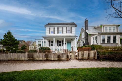 Life of Riley by Seabrook Hospitality in Huntington Beach, United States