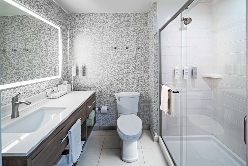 Home2 Suites by Hilton Weatherford - photo 32