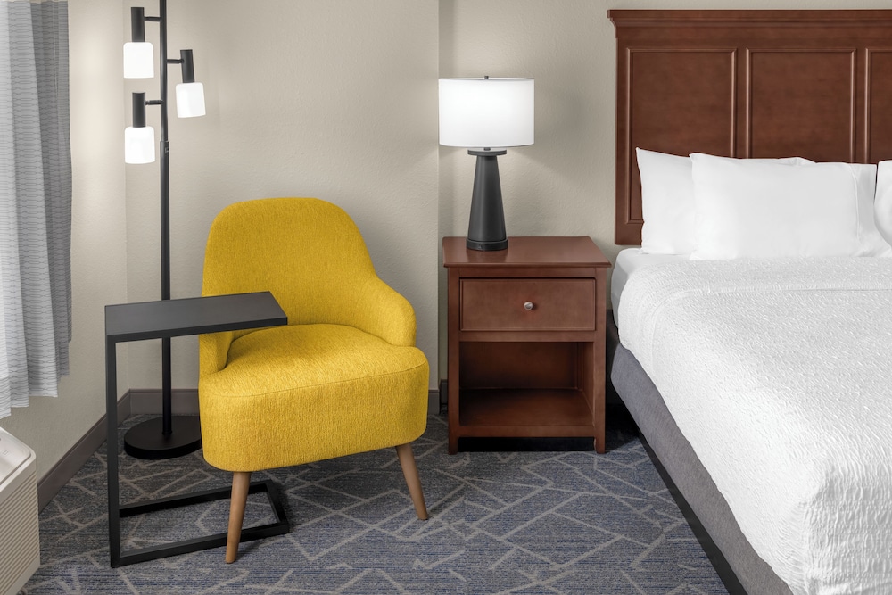 Hampton Inn & Suites Coconut Creek - photo 43