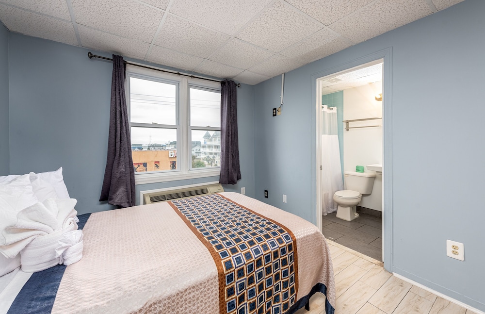 Hammock Inn & Suites North Beach Hotel - photo 15