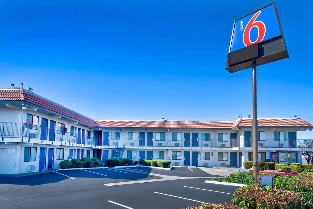 Motel 6 Vallejo CA Six Flags West - photo 2