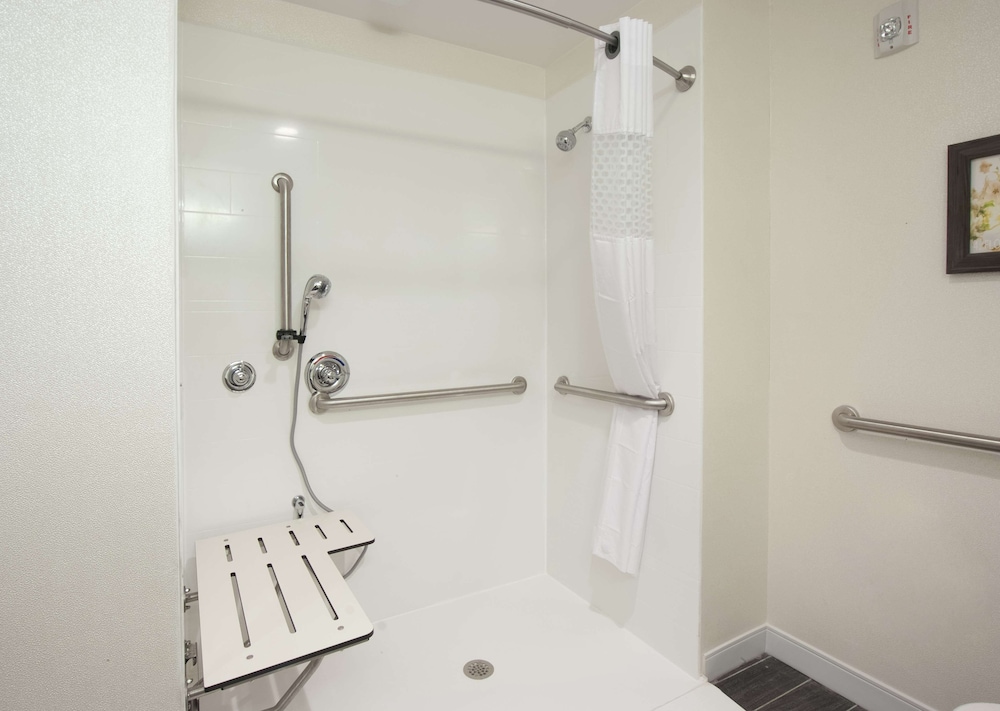 Hampton Inn & Suites by Hilton Augusta Washington Rd - photo 28