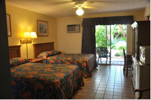 Fawlty Towers Motel - photo 13