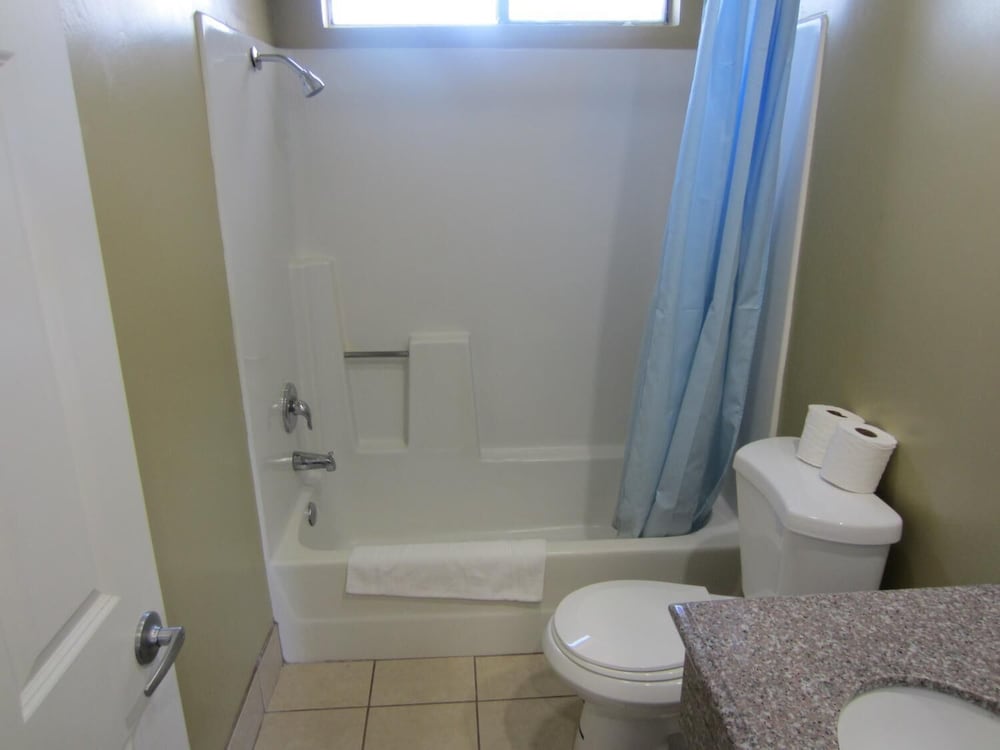 El Rancho Inn Hawthorne - photo 14