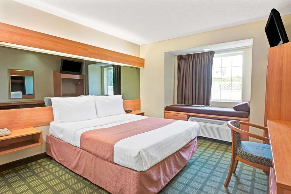 Microtel Inn & Suites by Wyndham Cordova Memphis I 40 East - photo 8