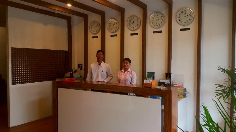 Royal Crown Hotel - last minute hotel in Yangon