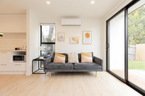 Addington SOHO Two Bedroom Townhouse — 4-Star Luxury Hotel in Christchurch, New Zealand