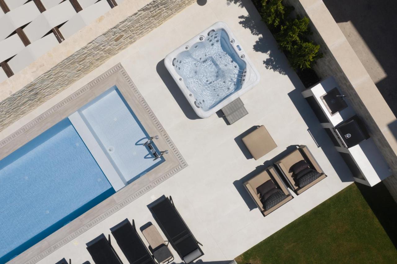 Ivory Villa Pool Heated Spawhirlpool Sauna & Gym by Thinkvilla — Perama — photo 3