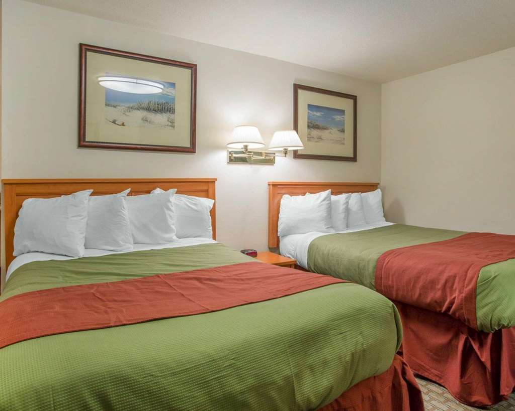 Rodeway Inn Newport - photo 13