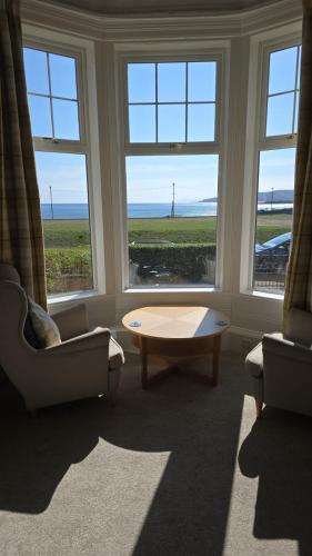 4 Kames Bay — 4-Star Luxury Hotel in Millport, United Kingdom
