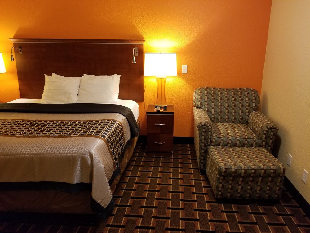 Stay Inn by OYO Near I 80 Lincoln West - photo 7