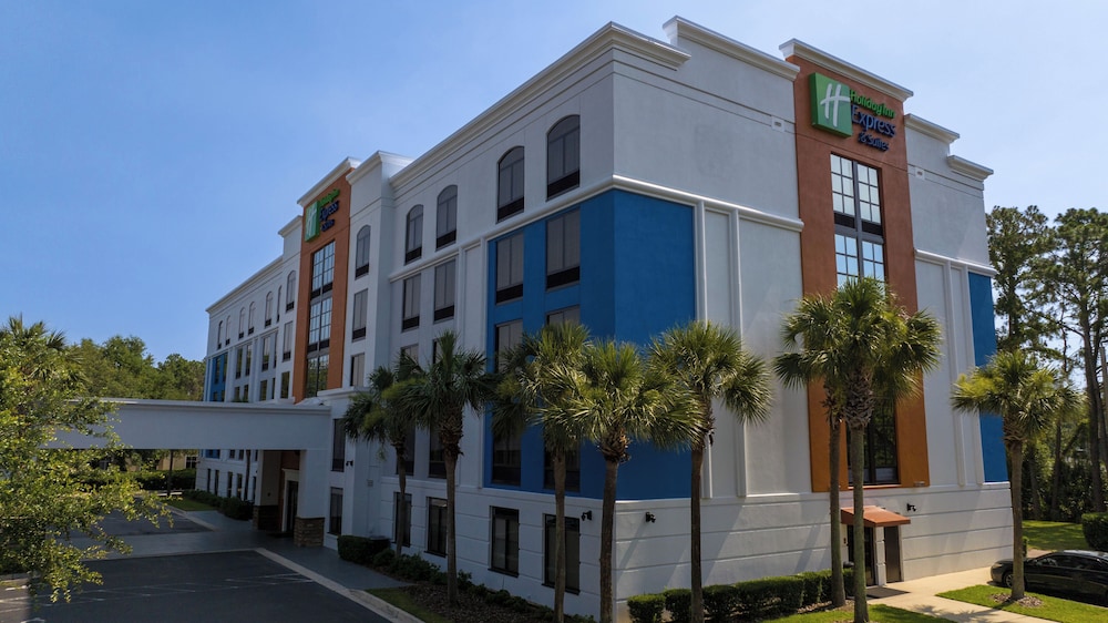 Holiday Inn Express & Suites Jacksonville SE Med Ctr Area by IHG - photo 54