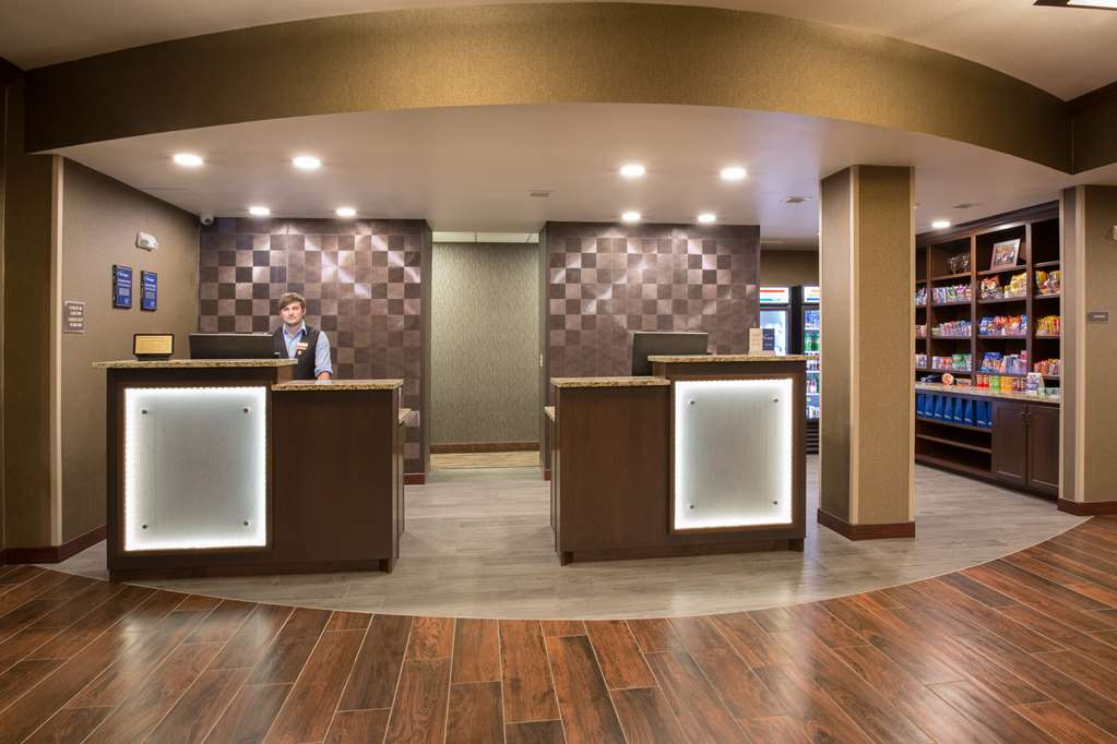Best Western Plus Lincoln Inn & Suites - photo 3