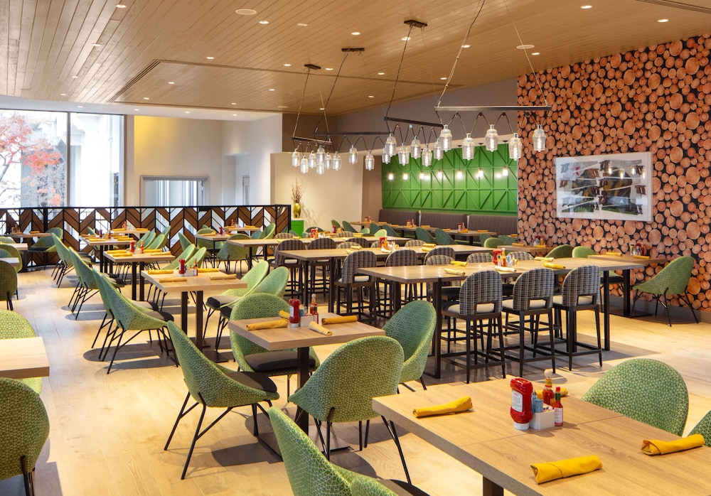 DoubleTree By Hilton Sacramento - photo 29