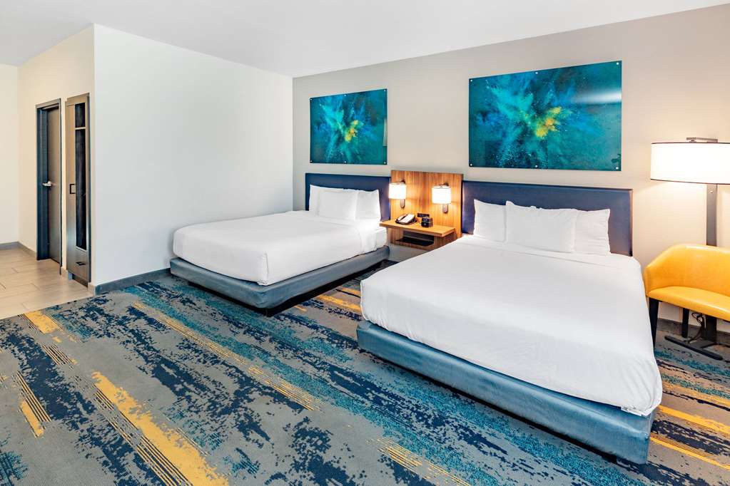 La Quinta Inn & Suites by Wyndham Texas City I 45 - photo 9