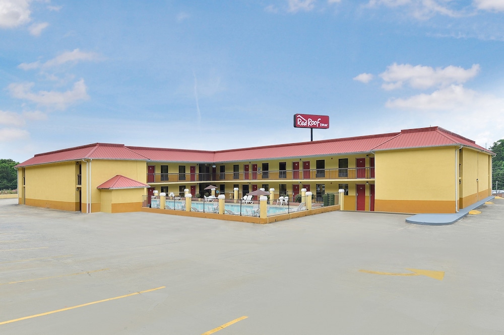 Red Roof Inn Cartersville Emerson LakePoint North - photo 17
